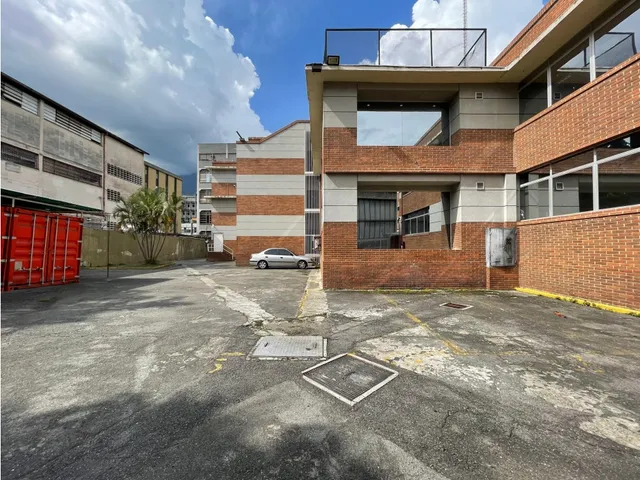 Se Alquila Oficina 670m² Los Ruices