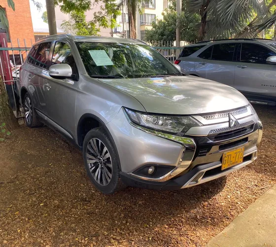 Mitsubishi Outlander 2.4 Kaiteki