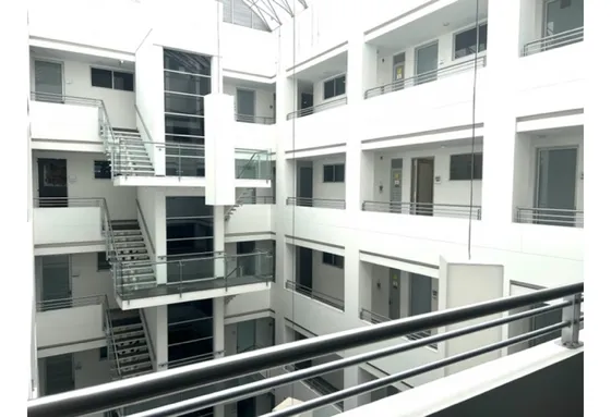 Vendo Consultorio Global Medical Center Santa Barbara -7-