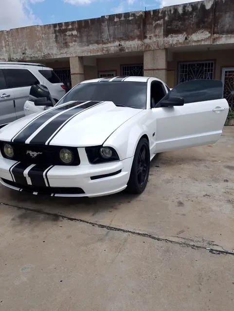 Ford Mustang 2 Puerta