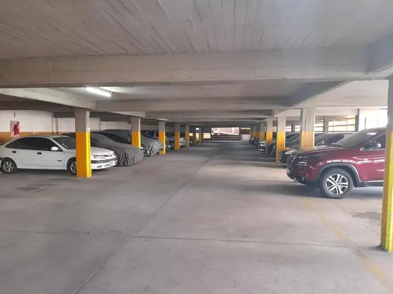 Cochera Cubierta En Venta - 21mts2 - Avellaneda