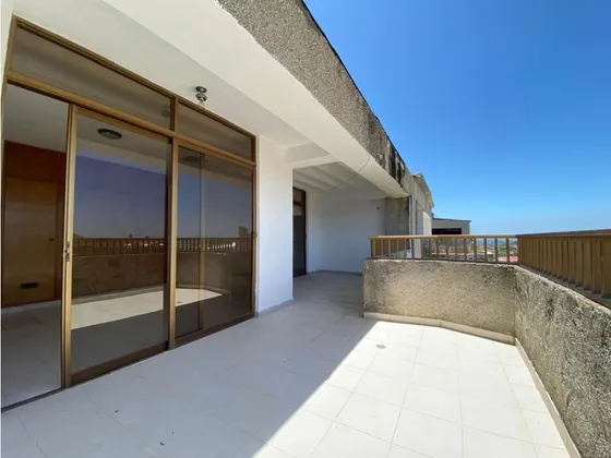 Se Vende Apartamento Ph 240m² 3h/4b/2e Nueva Esparta