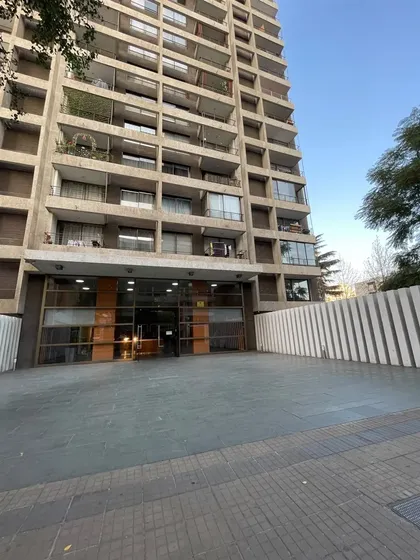 Departamento En Venta 3d 2b Metro Plaza Egaña Ñuñoa