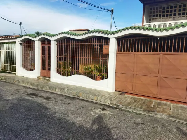 Se Vende Amplia Casa Ubicada En Valle Lindo Turmero, 007jsc