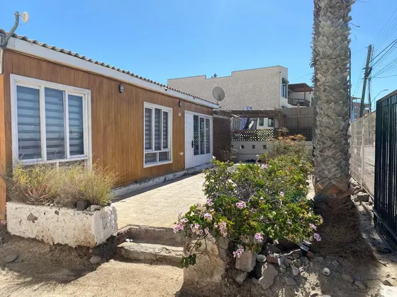Arriendo Casa A Pasos Del Club De Yates De Caldera