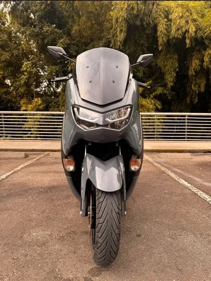 Nmax Connect