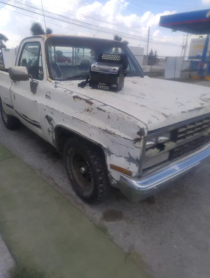 Chevrolet C-20 Cheyenne