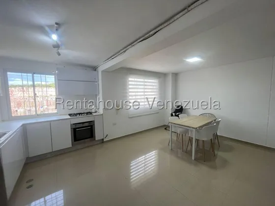 Sorangel Vargas Vende Hermoso Apartamento Con Planta Electrica, Piscina, Urbanimos Privilegiado Ciudad Roca Zona Este Barquisimeto Mls #25-24120