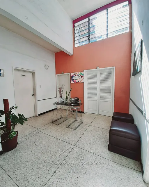 Alquiler Consultorios Av. Fuerzas Aéreas, Maracay, Aragua. Excelente Ubicación Al Lado De La Casa Del Croche
