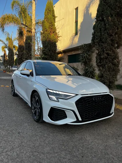 Audi A3 2.0 Sedán 40 Tfsi S Line At Dsg