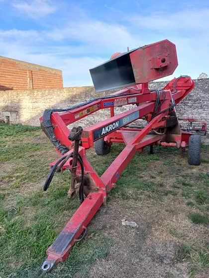 Extractora Akron Exg-300,año 2016,enrolla Bolsa,autotrailer