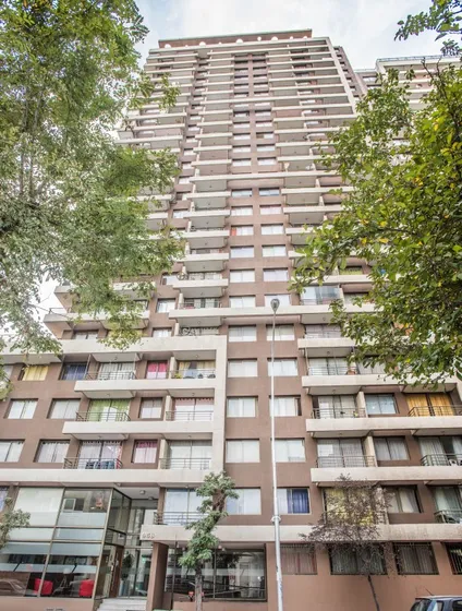 Dpto N° 407, 1d+1b, Calle Portugal, Metro Irarrazabal