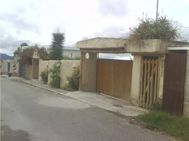 Casa Estilo Mediterráneo En Altos De La Peña San Antonio De Los Altos
