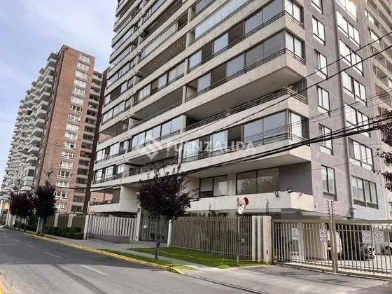 Departamento En Venta De 2 Dorm. En La Florida