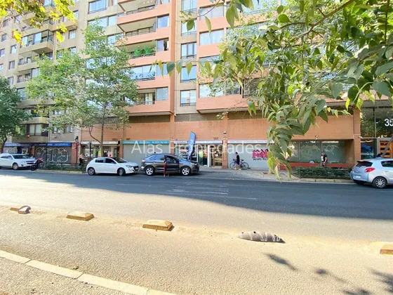 Gran Vitrina Local Comercial - Santa Isabel - Alas Prop