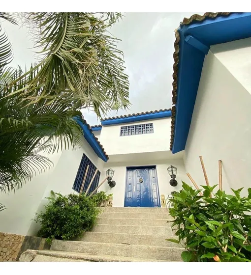 Ar: Casa Quinta En Urb Guataparo