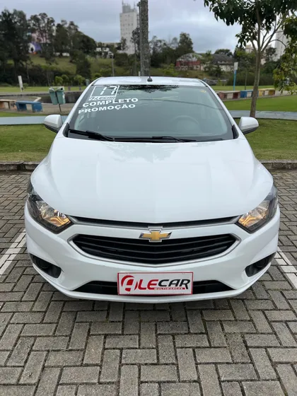 Chevrolet Onix 1.0 Lt 5p