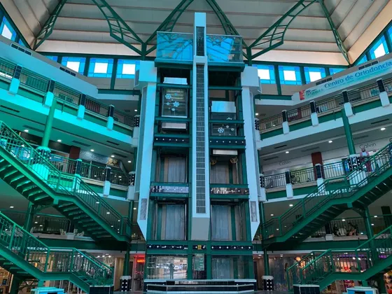 Venta Alquiler Local Centro Ciudad Comercial Puente Real Barcelona