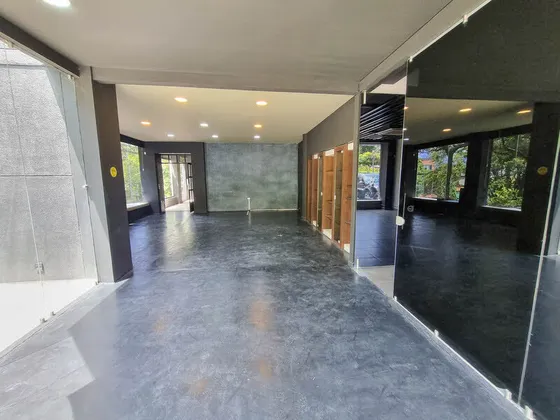 Local En Arriendo Ubicado En El Poblado Sector Manila (25585).