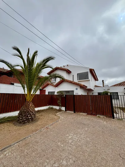 Casa En Condominio La Serena  (98325)