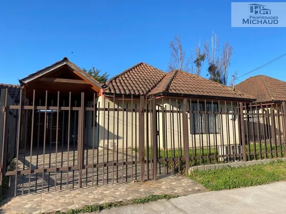 Casa Valles Del Country  Talca