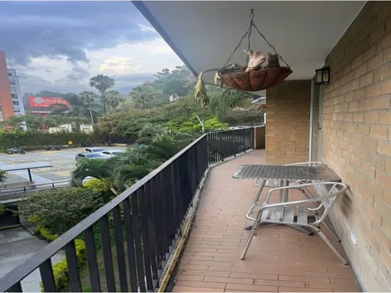 Venta De Apartamento En El Poblado