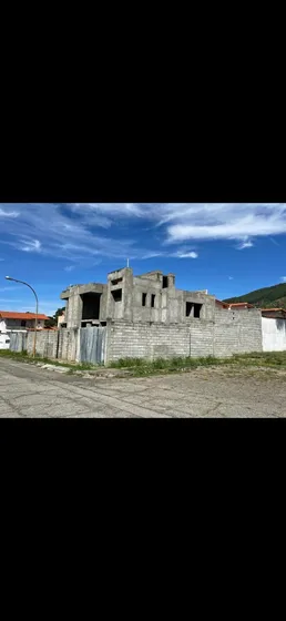 Casa En Merida Con 368m2