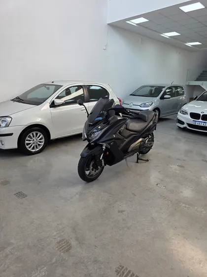 Kymco Ak550 Impecable Estado