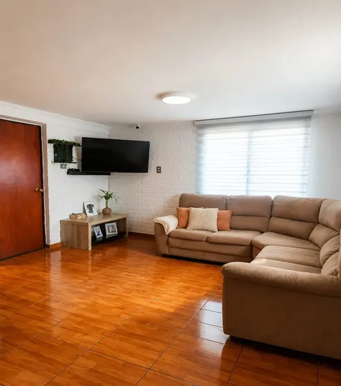 Casa En Venta-amplia Y Funcional Con Excelente Potencial