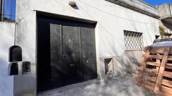 Alquiler Galpon 263m2 Cubiertos Villa Lich