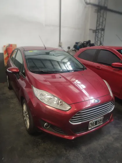 Ford Fiesta Kinetic 1.6 Se 120cv