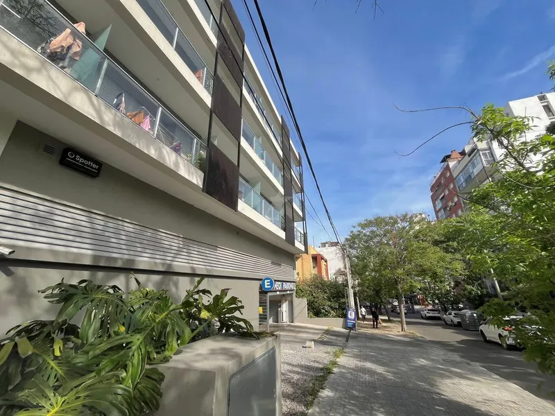 Alquiler Monoambiente Pocitos Con Terraza