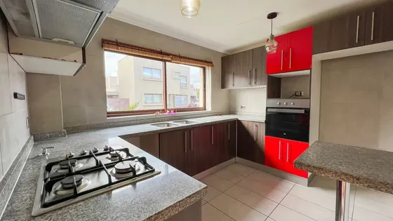 Se Vende Hermosa Casa Mediterránea En Condominio!!!