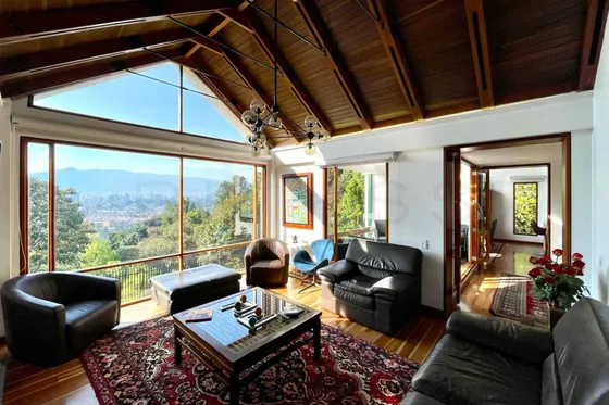 Casa En Venta En Balcón De Lindaraja. Cod V6955
