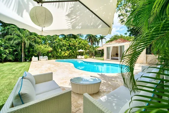 Casa De Campo, Villa De 4 Habitaciones Amueblada En Venta