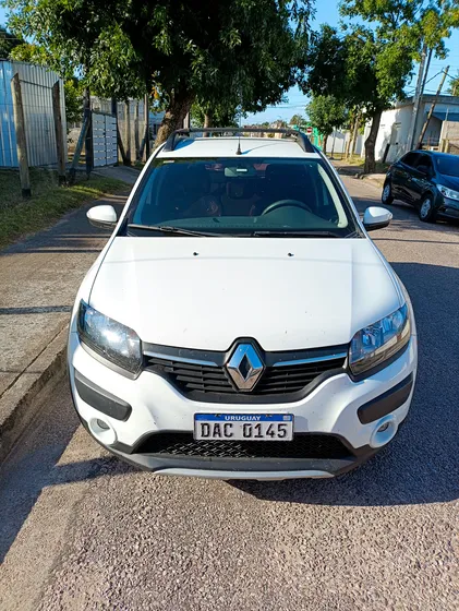 Renault Sandero Stepway 1.6 Privilege 105cv
