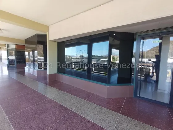 Local Comercial En Venta Ubicado En Turmero La Encrucijada Db 24-16465