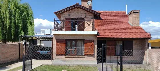 00062 Alquiler Temporario Casa 3 Dormitorios Villa Cura Brochero