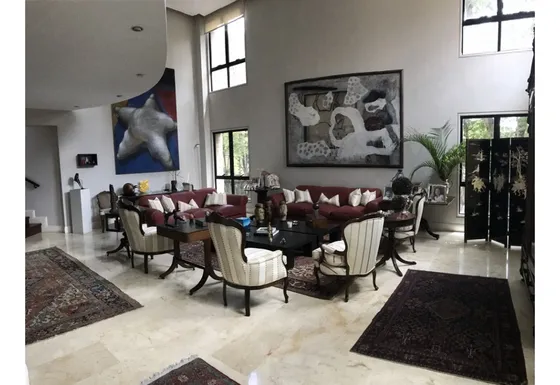 Se Vende Townhouse El Bosque 779 M² 4h+3s/5+s/8pe