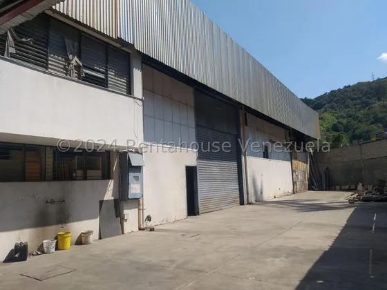 Ft Galpon De 1386 Mt2 En Venta ,  En Dos Con Entradas Independientes Ubicado En La Zona Comercial De Palo Verde 