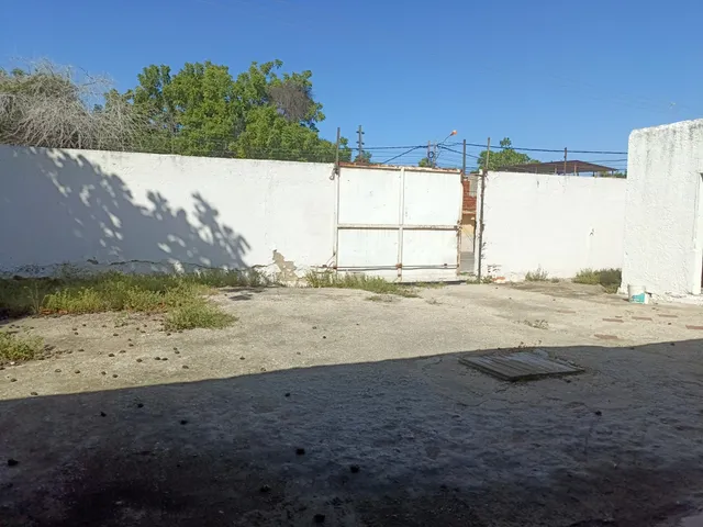 Terreno Con Galpón Construido Mas Proyecto De Escuela. Mari