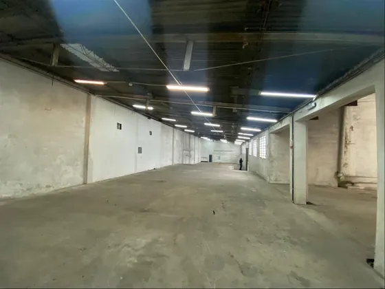 Vta Y Alq Local Comercial En Aires Puros, Galpon, Deposito