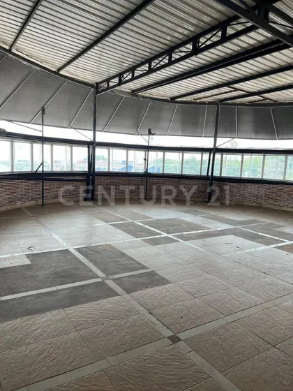 Local En Centro Comercial En Arriendo