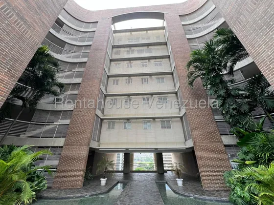 Apartamento En Venta Lomas De Las Mercedes Mls#25-22993 Fr