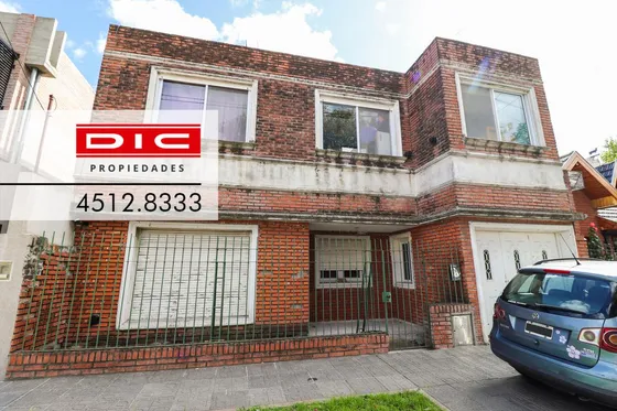Casa Con Hermoso Jardin 4 Dorm Suite Con Detalles Para Terminar  - Carapachay