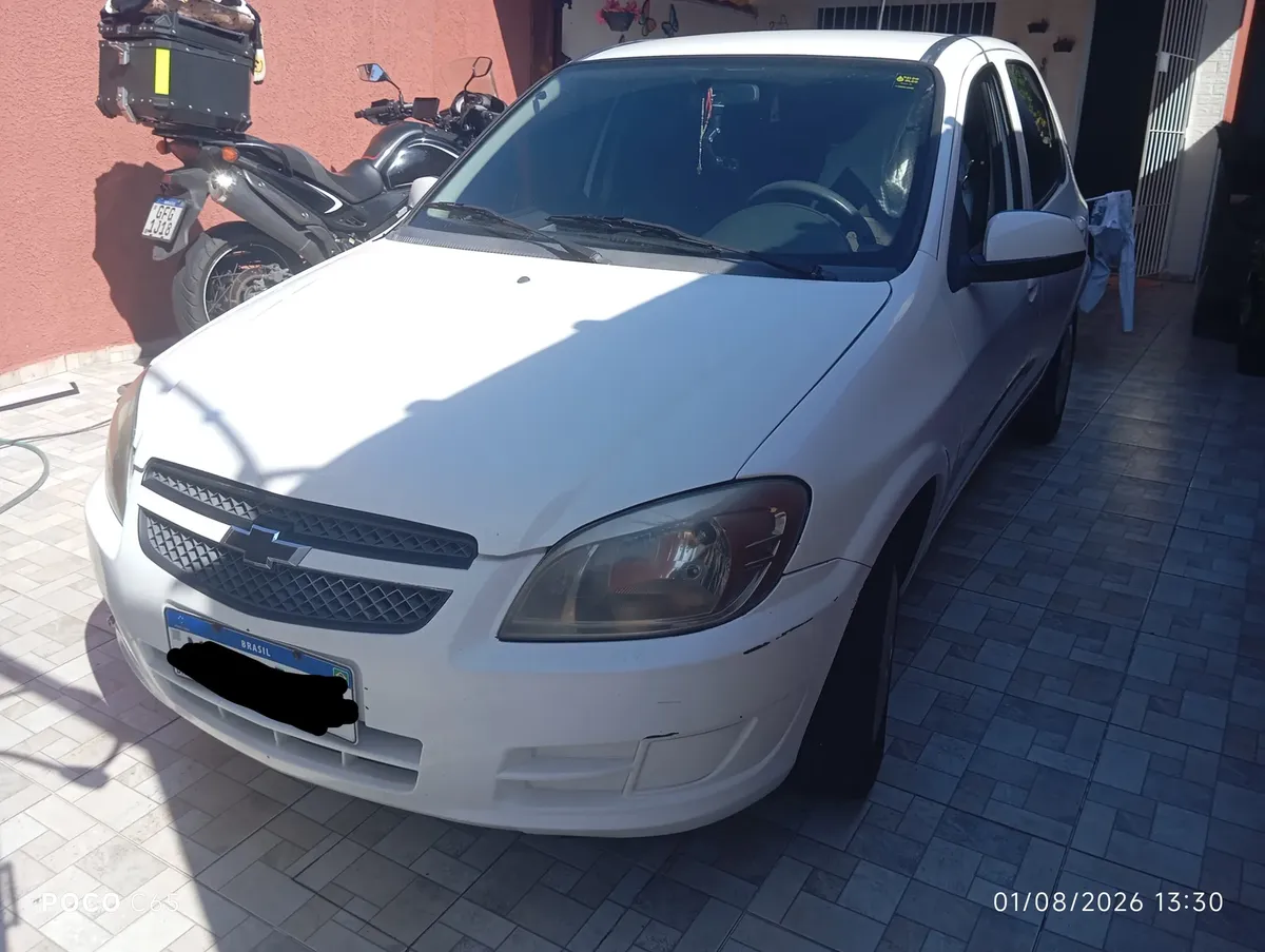 Chevrolet Celta 2013 1.0 Lt Flex Power 5p Chevrolet Celta 2013 1.0 Lt Flex Power 5p