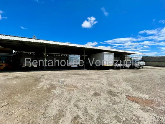 Amplio Local Comercial En Venta Al Oeste De Barquisimeto ^+ Tu Asesora Mehilyn Perez  +^