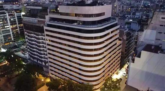 Monoambiente En Recoleta Torre Deco Armani