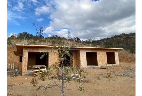 Parcela Con Casa