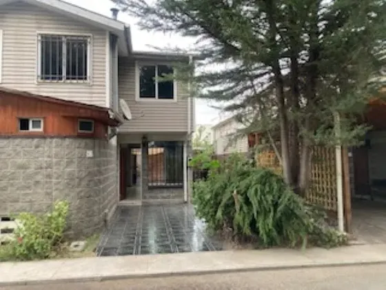 Hermosa Casa En Condominio, Metro Lo Cruzat (l3)
